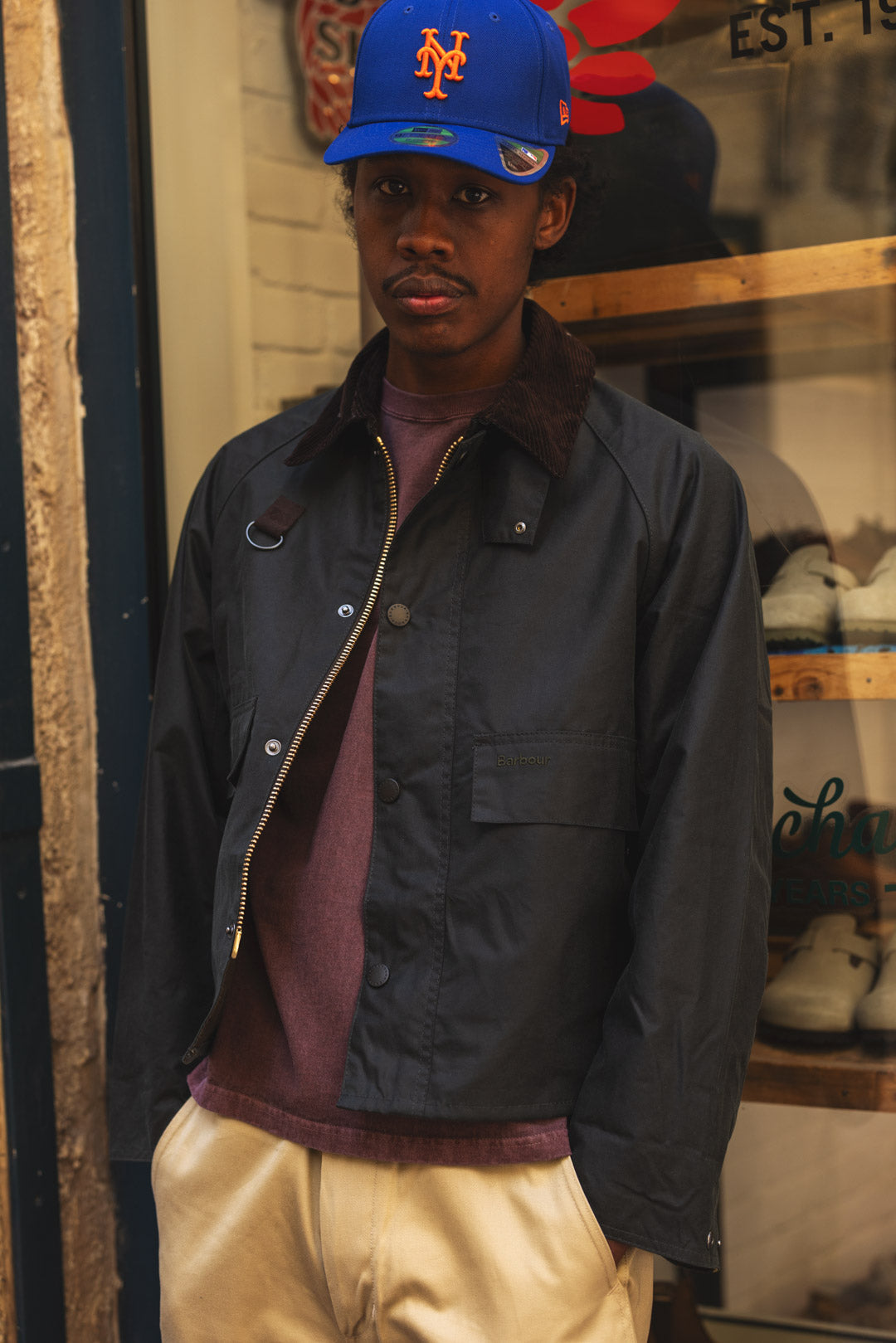 Affronter l’automne avec style : nos 4 essentiels contre la pluie et le froid