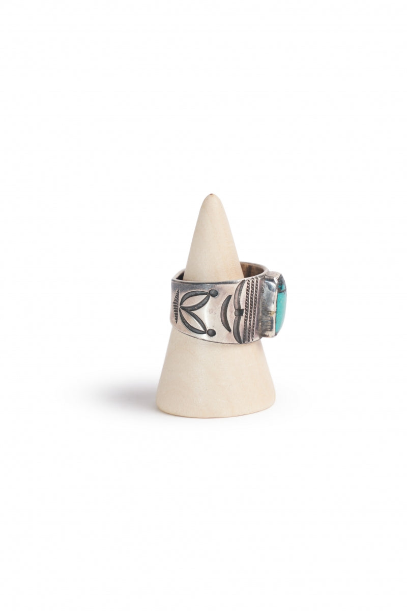 SINGLE STONE RING
