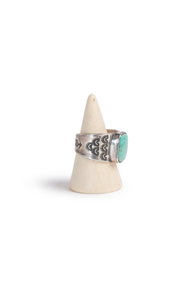 SINGLE STONE RING