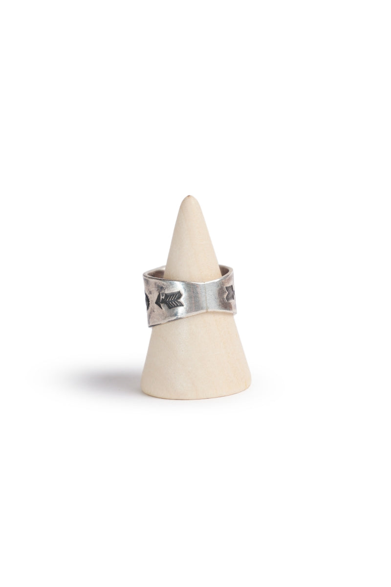 SINGLE STONE RING