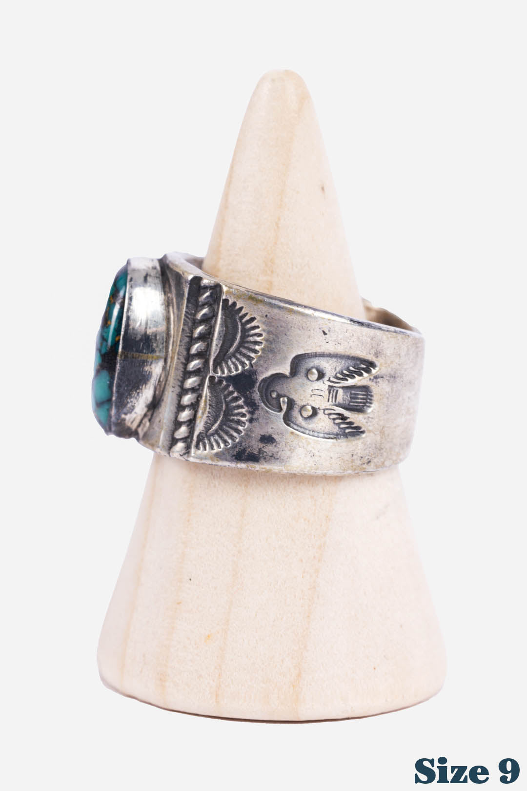 SIGNATURE SINGLE STONE RING