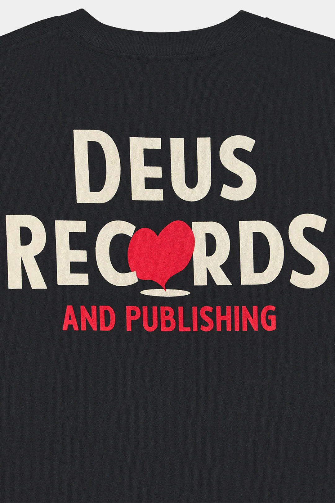 DEEP CUT TEE - Black