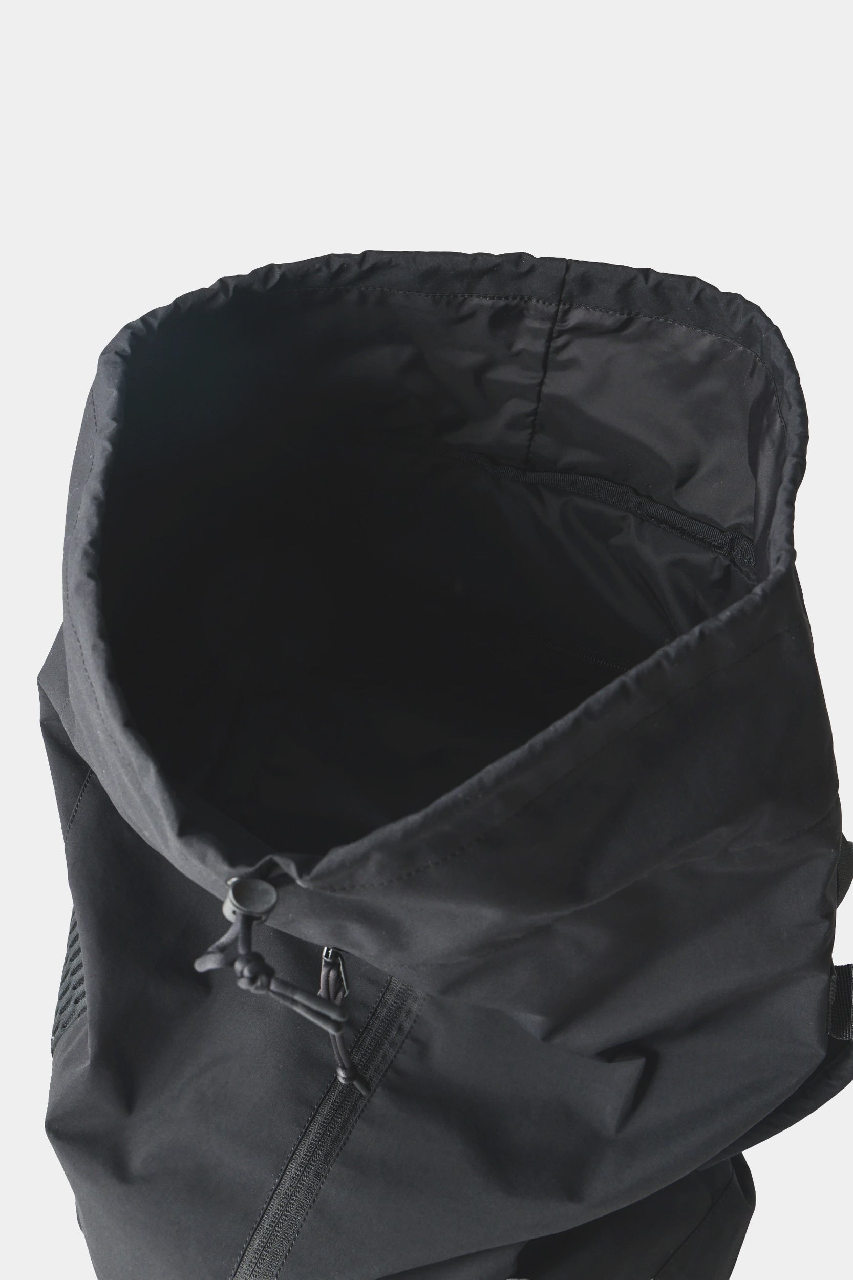 EGERTON CROSSBODY BAG - Black