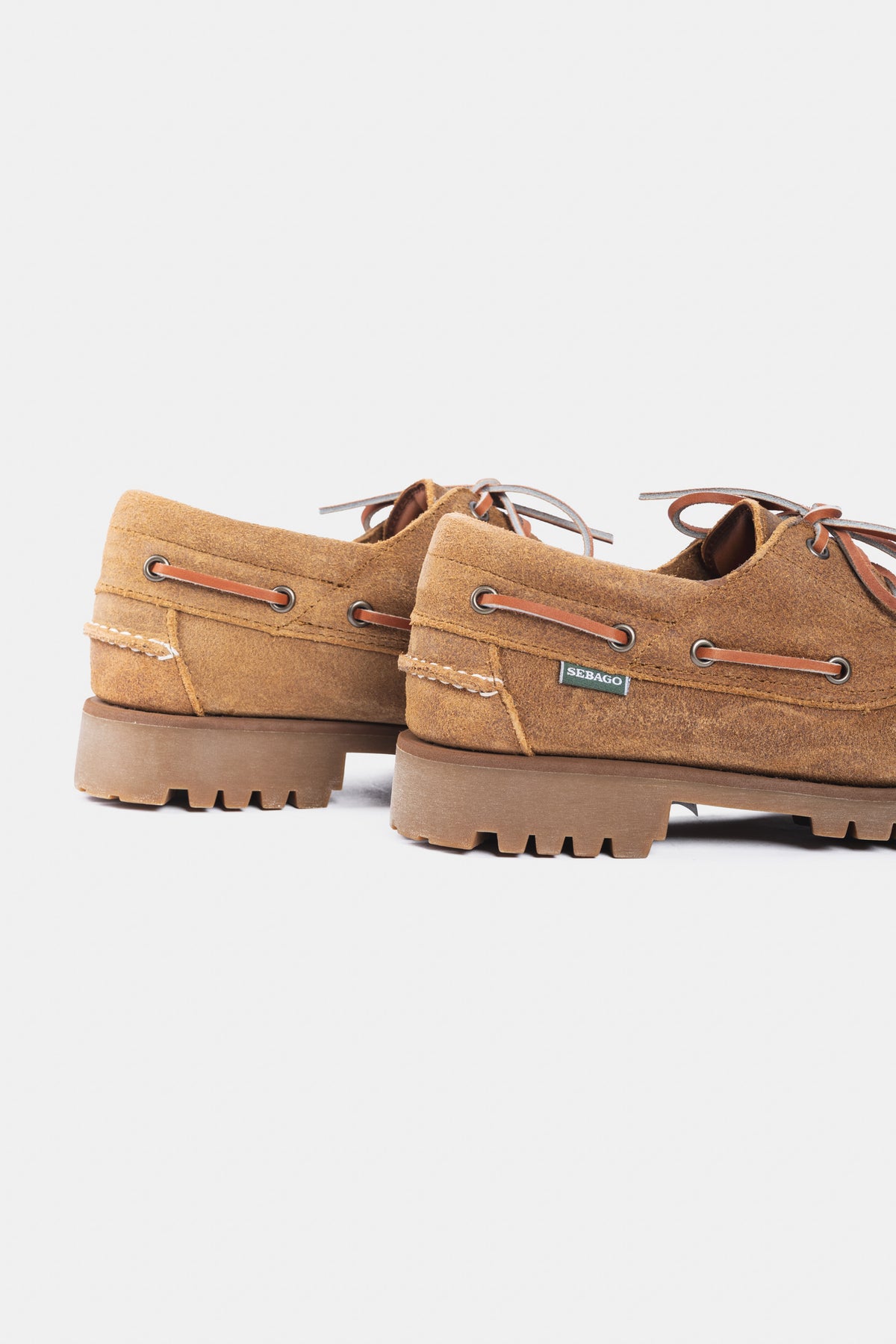 ACADIA WAXED SUEDE - Camel beige