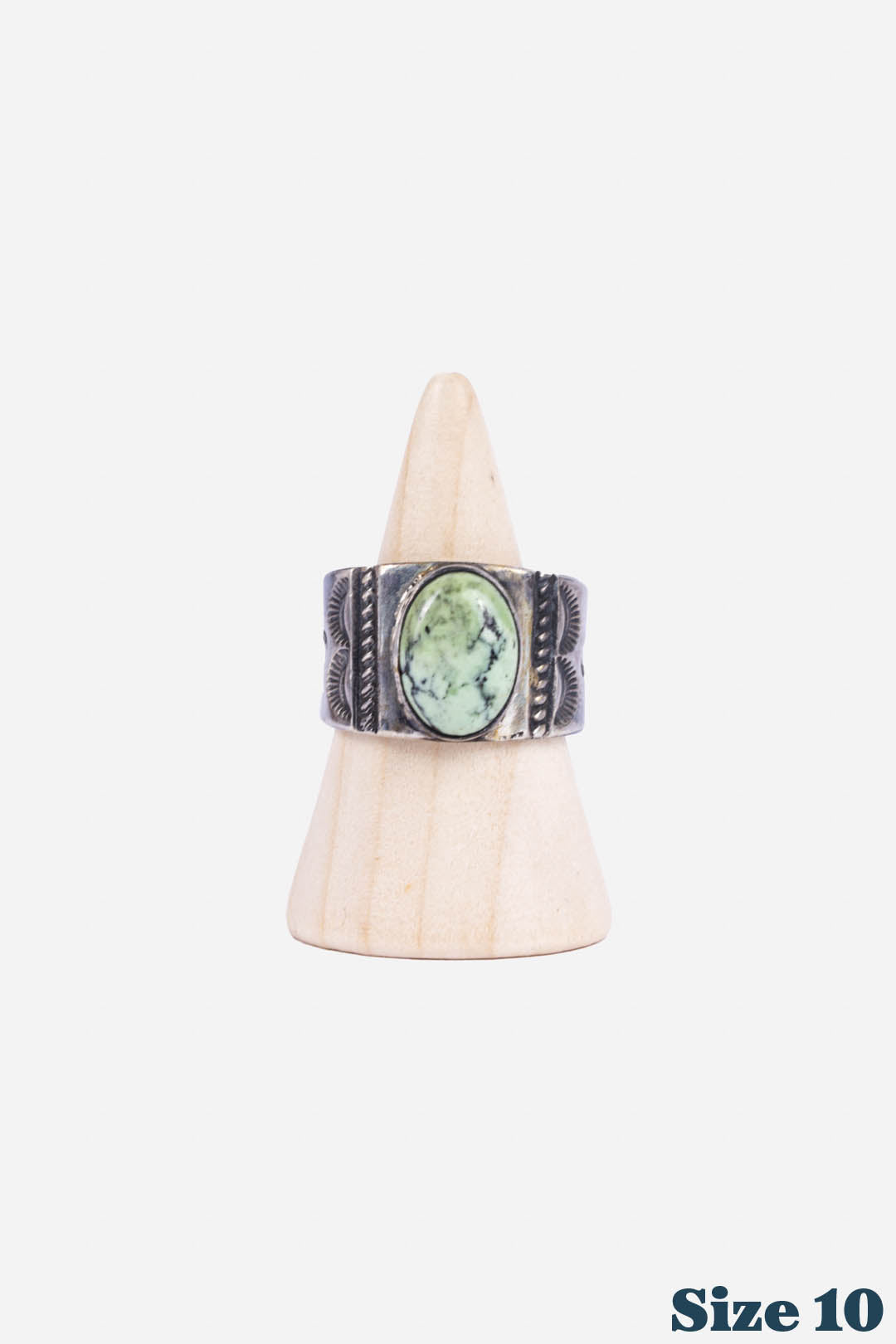SIGNATURE SINGLE STONE RING