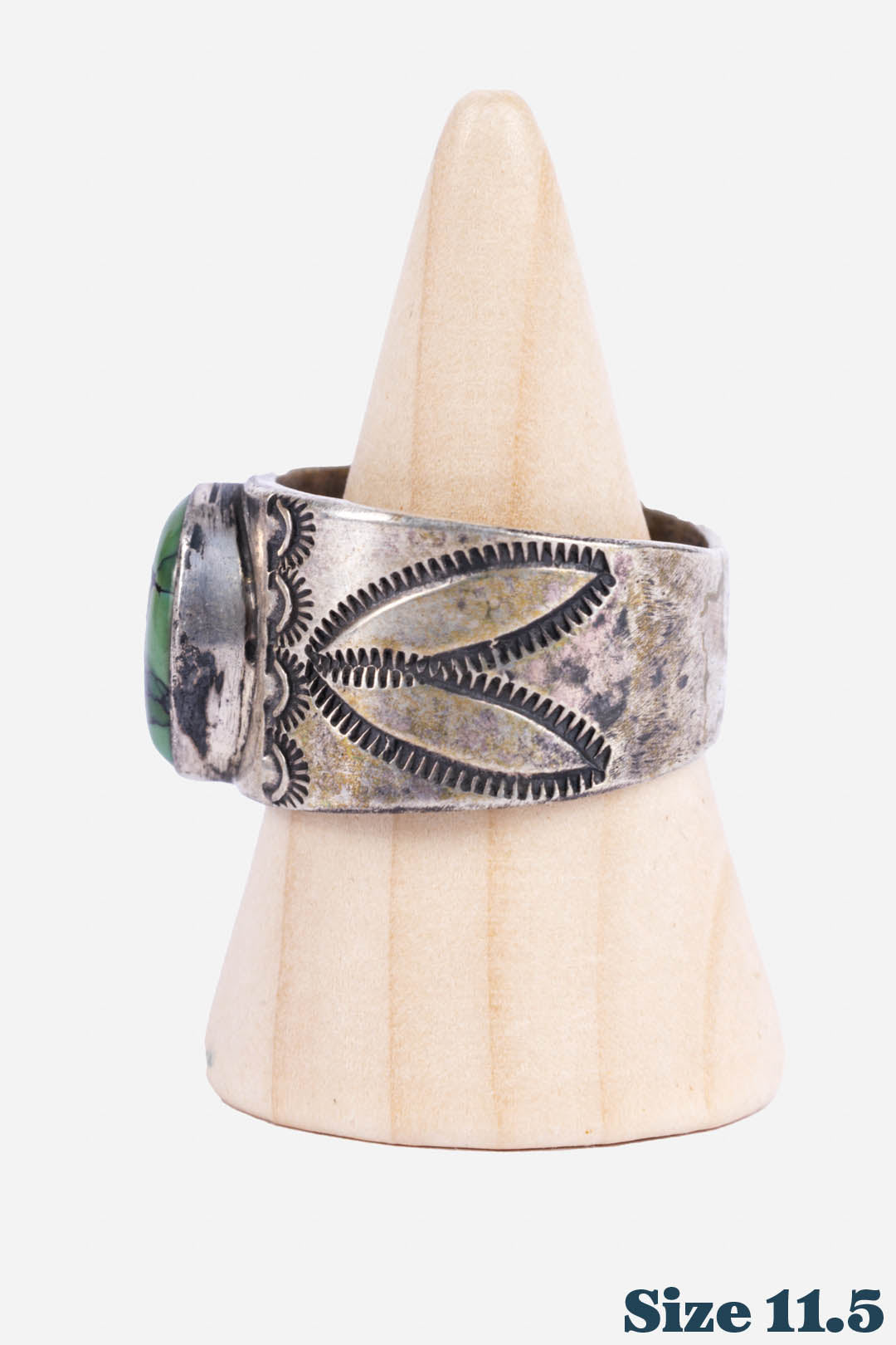 SIGNATURE SINGLE STONE RING