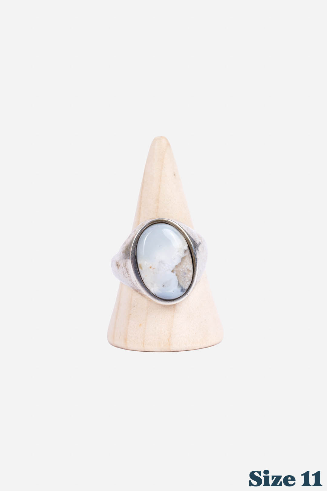 LARGE SIGNET STONE RING