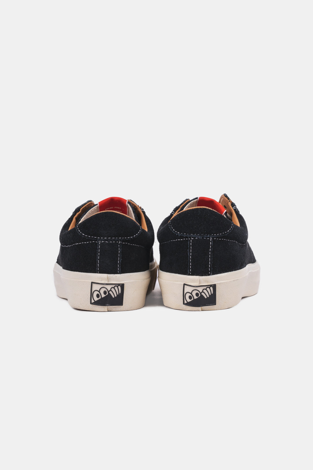 VM001 SUEDE