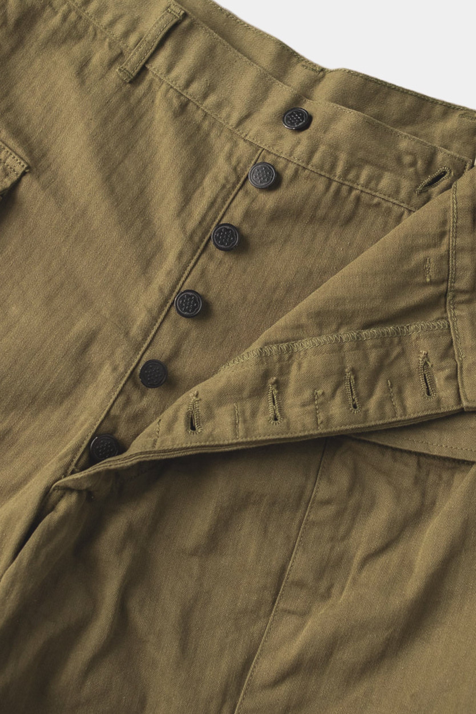 US ARMY 2 POCKET CARGO SHORT - Army green