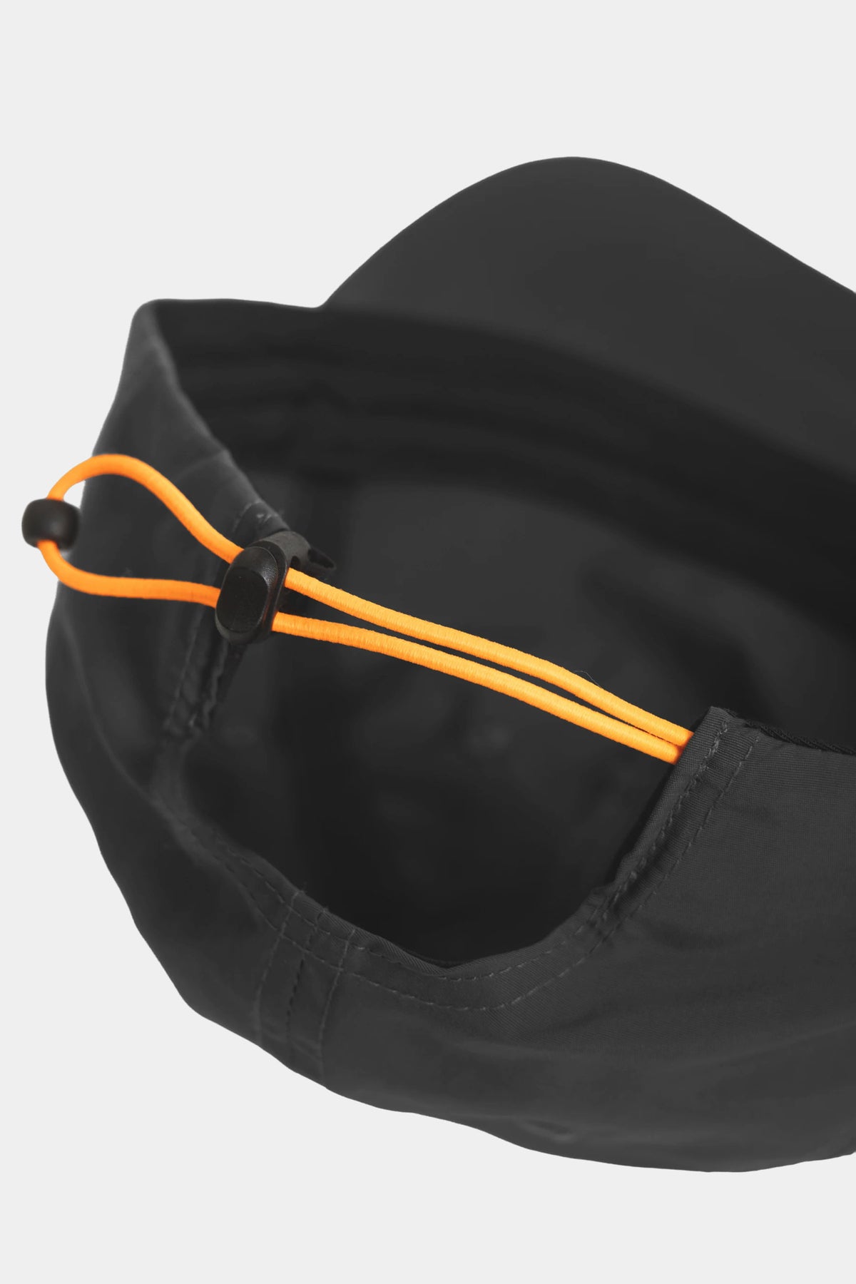 NYLON DOVE CAP - Black