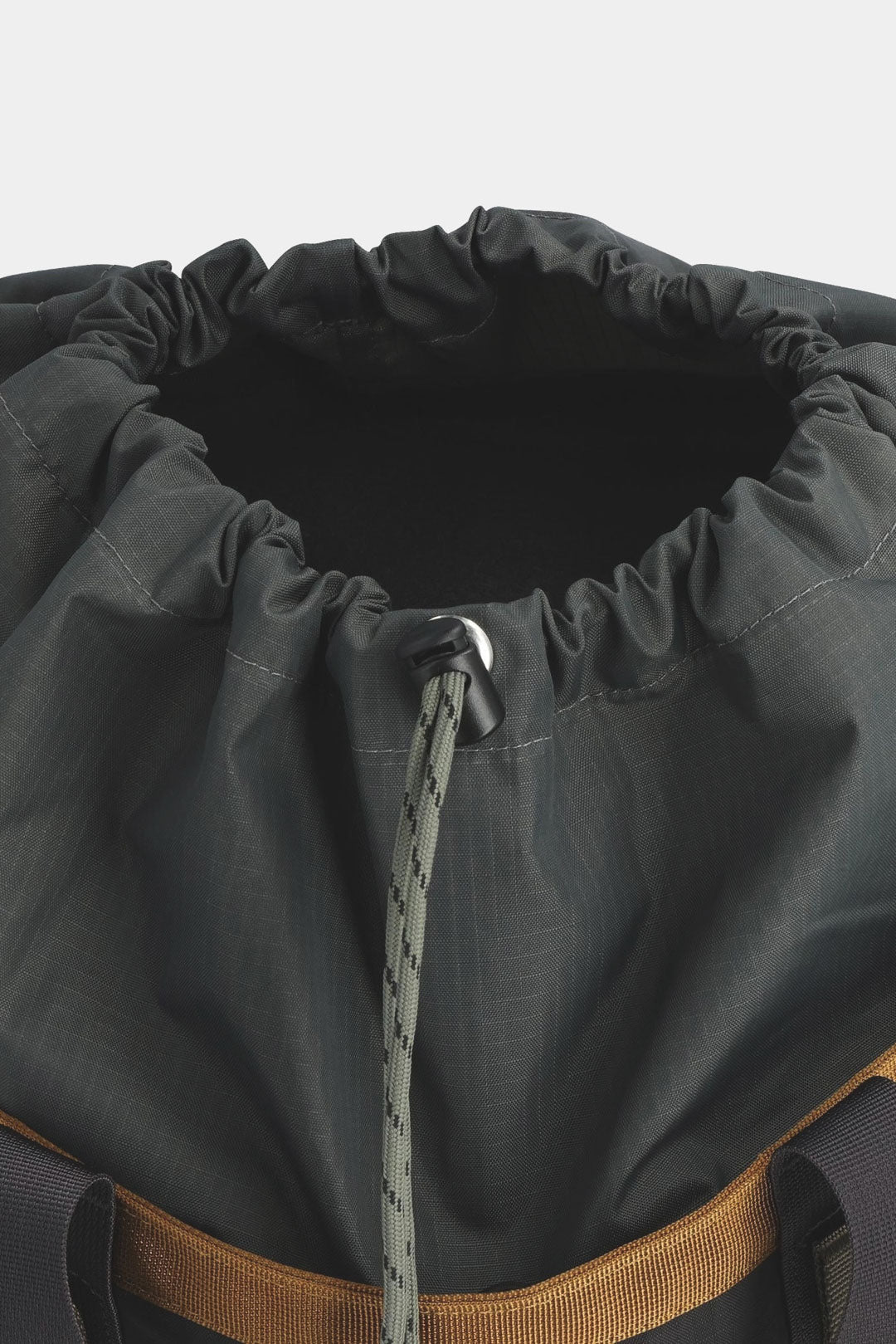 MOUNTAIN UTILITY TOTE - Black/Neutral