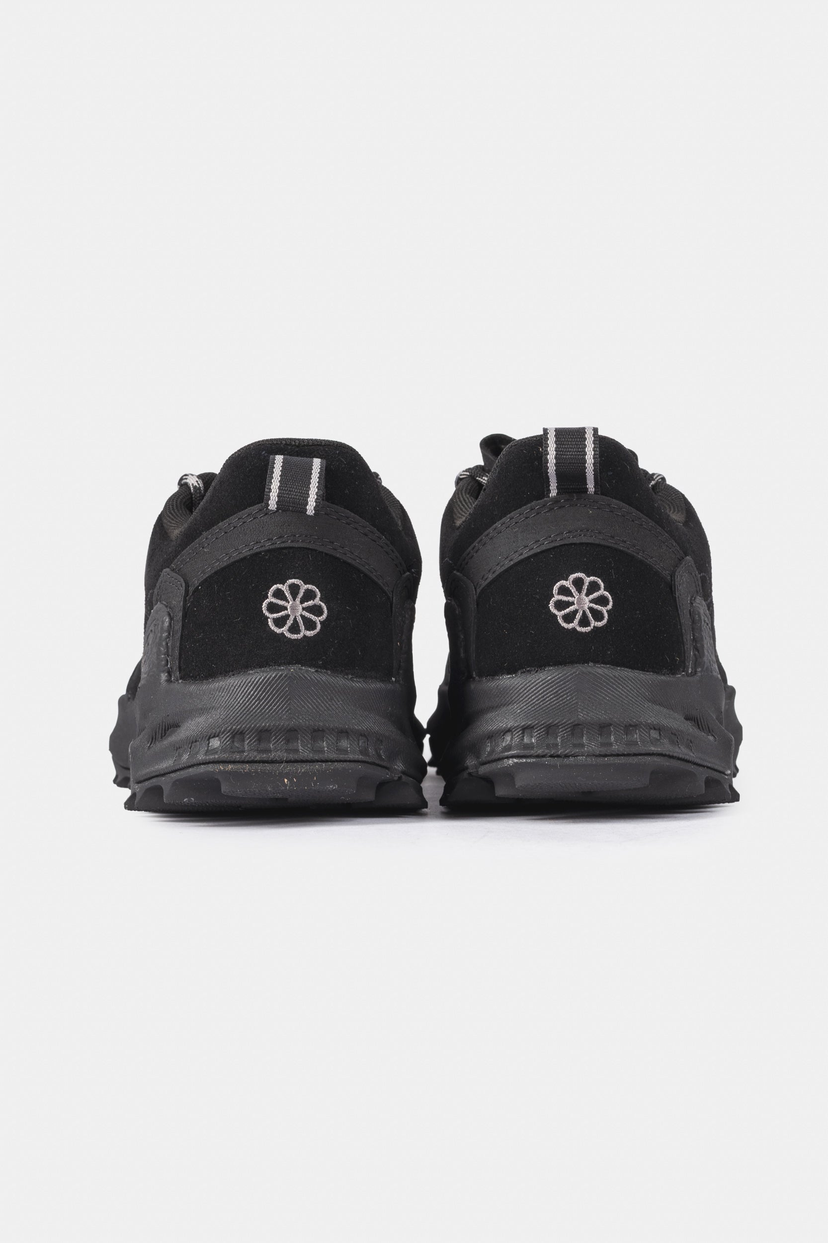 JASPER ZIONIC - Black