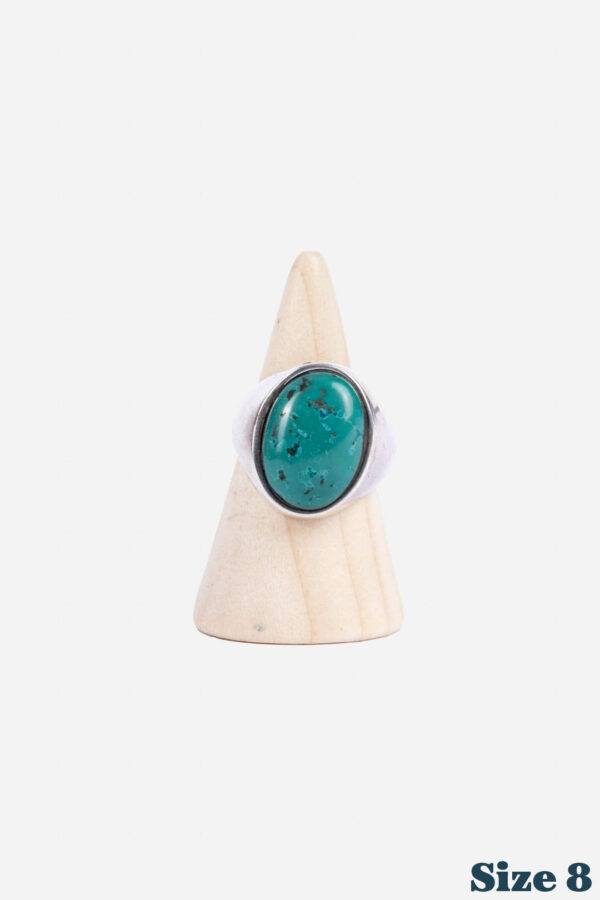 LARGE SIGNET STONE RING